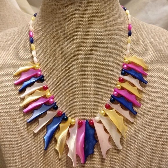 Vintage Unique Mermaid Style Mother Pearl Necklace - Picture 1 of 8